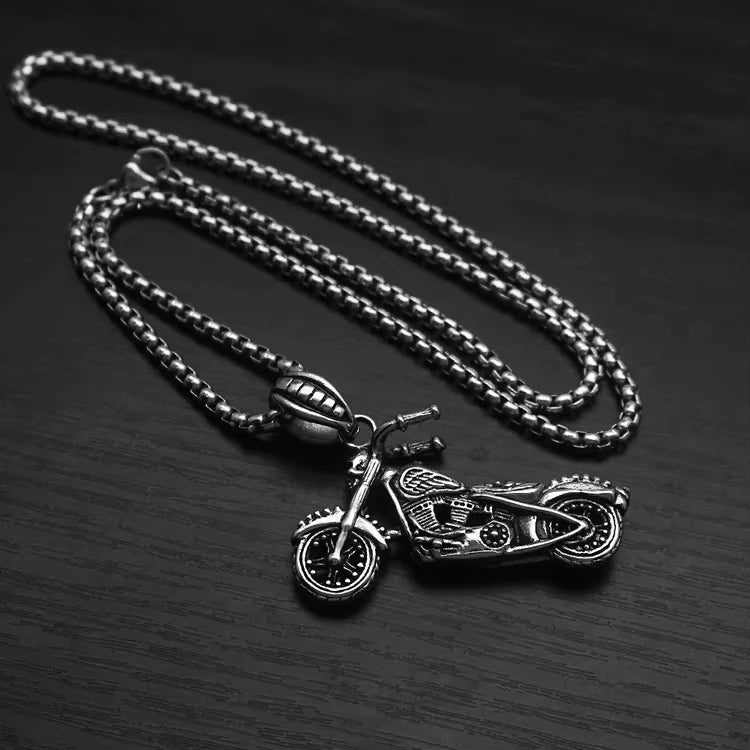 Hip Hop Punk Chariots Skull Motorcycle Trend Waterproof Stainless Steel Fashion Jewelry Pendant Necklaces for Men Wholesale