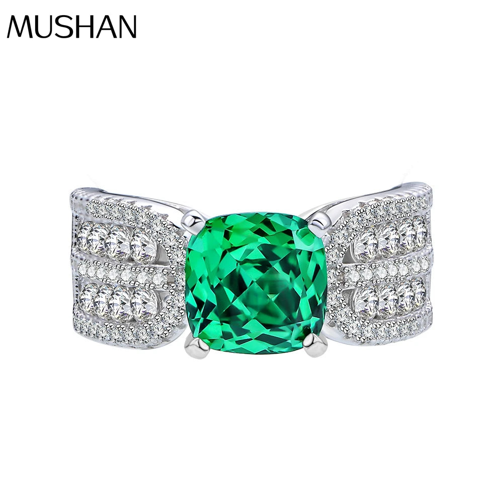 MuShan Jewelry Factory 8 * 8 Fat Square Simulated Emerald Diamond Ring with High Carbon Diamond 925 Silver Ring Redion Cut