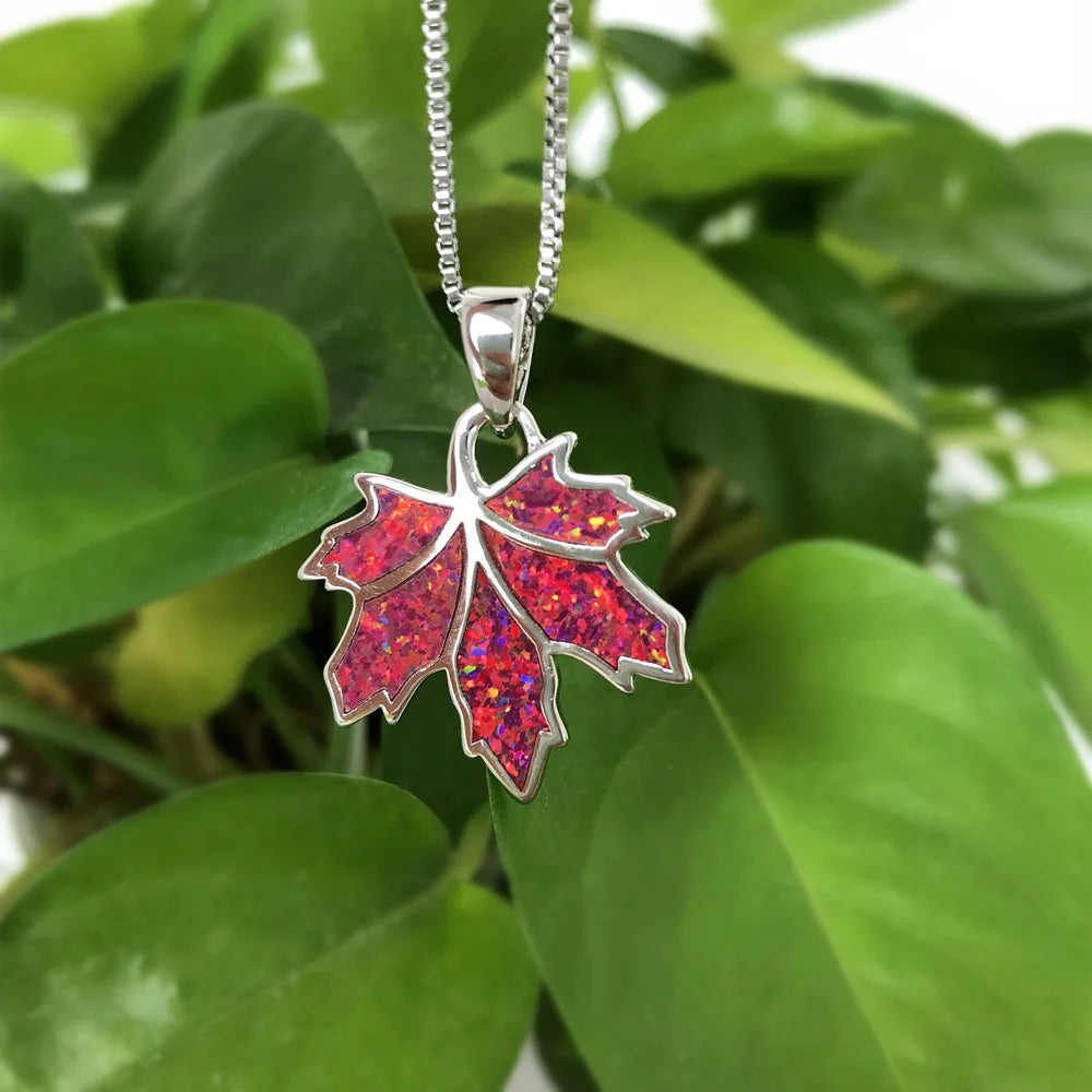 Hot Selling Copper Christian Opal Inlaid Maple Leaf Plant Pendant Silver Plated Autumn-Inspired Dainty Sweater Chain Necklace