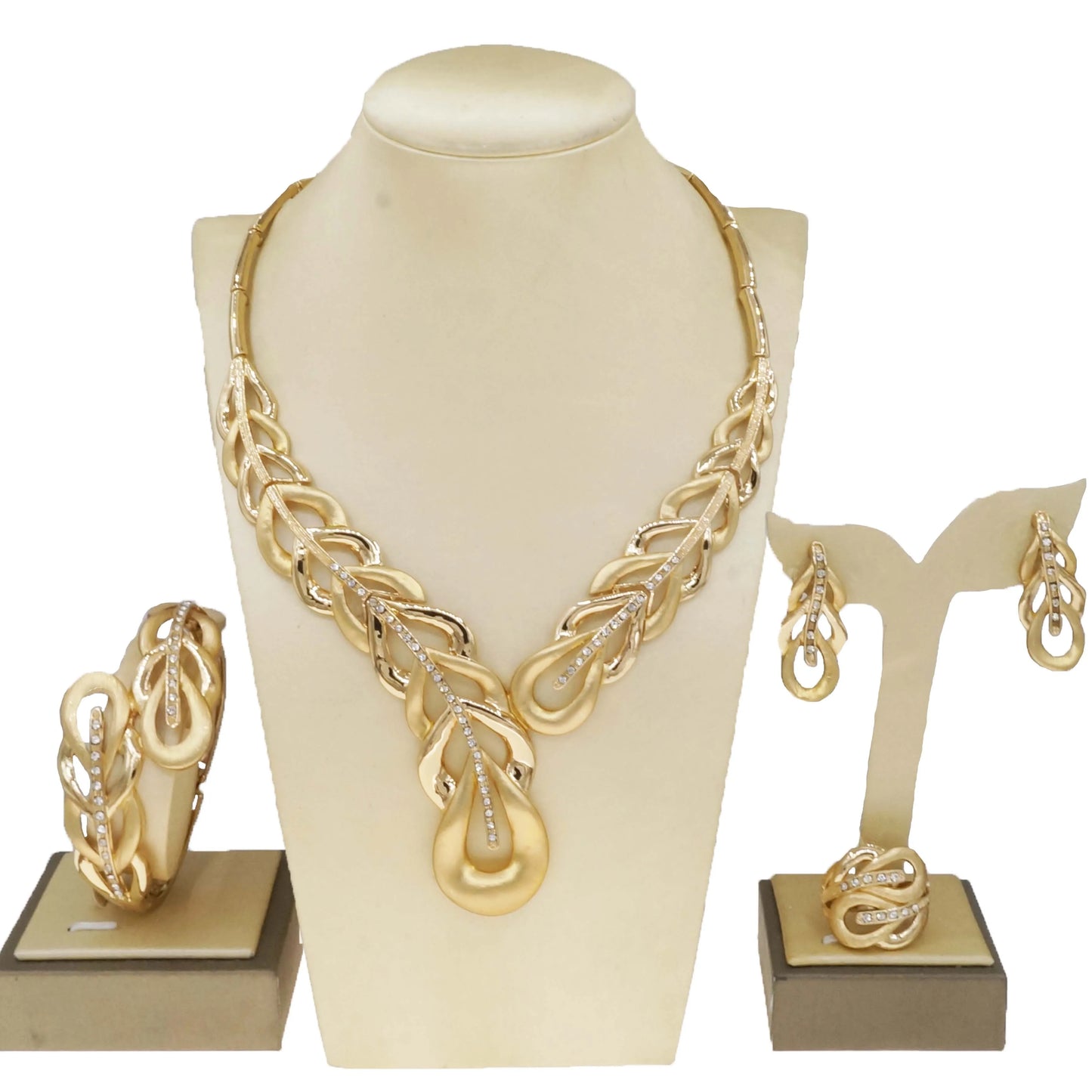 Zhuerrui Hot Selling Gold Jewelry Sets Simple Silver Drop Beads Necklace Jewelry Set Latest Woman Pendant Accessories HA23256