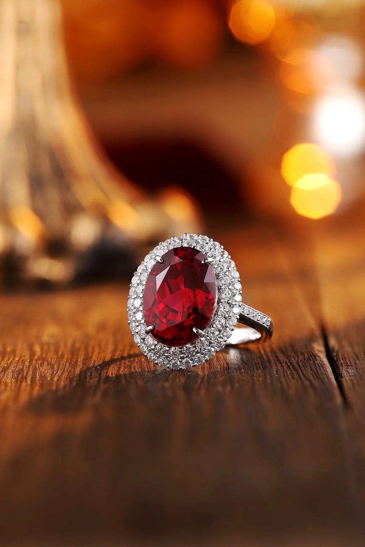 Gemfiori Jewelry Trendy High Quality S925 Silver Cultivated Ruby Ring Unisex Engagement Ring for Wedding Party or Gift