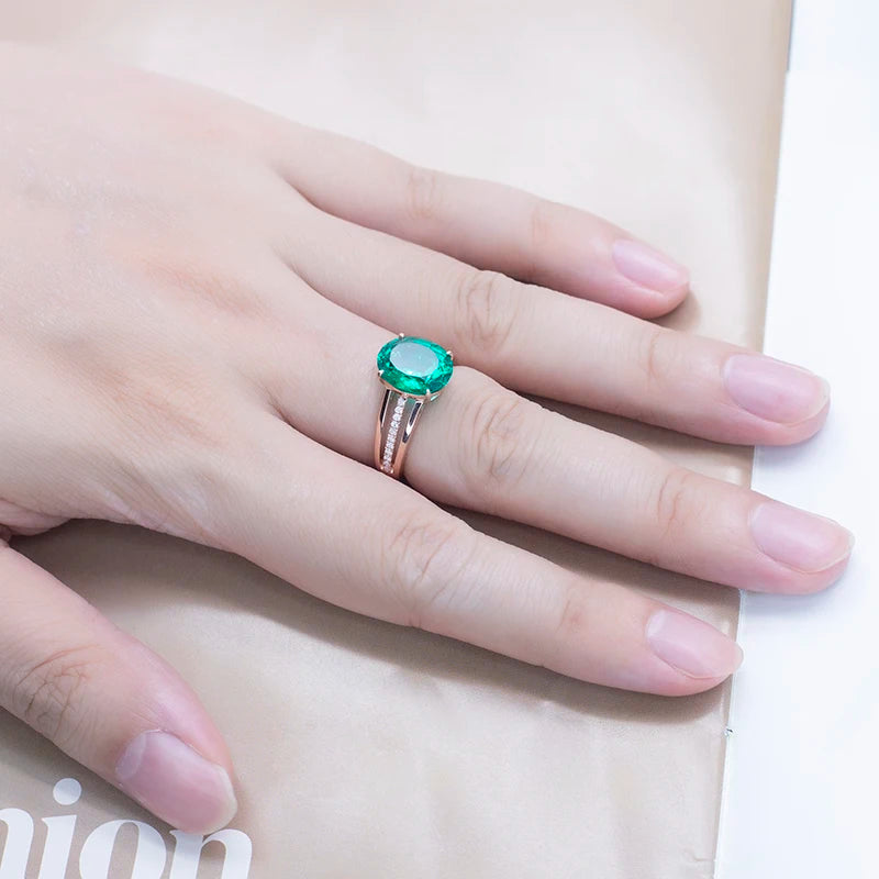 MS-583 18k Gold Custom  Women  Fashion 9*11mm Oval Cut Emerald Ring