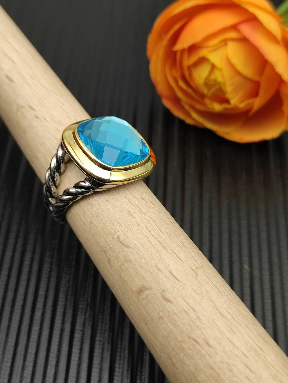 FASHIONISTA DY High-Quality Silver-Plated 14mm Square Diamond-Set Ring, Gold-Plated Colored Gemstone-Set Ring, Jewelry