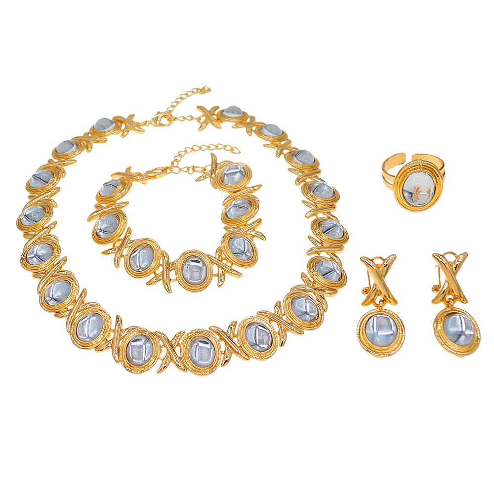 Zhuerrui's New XO Gold-plated Jewelry Set Features Classic Gold and Silver Exquisite and High-end Ladies' Earrings and Bracelets