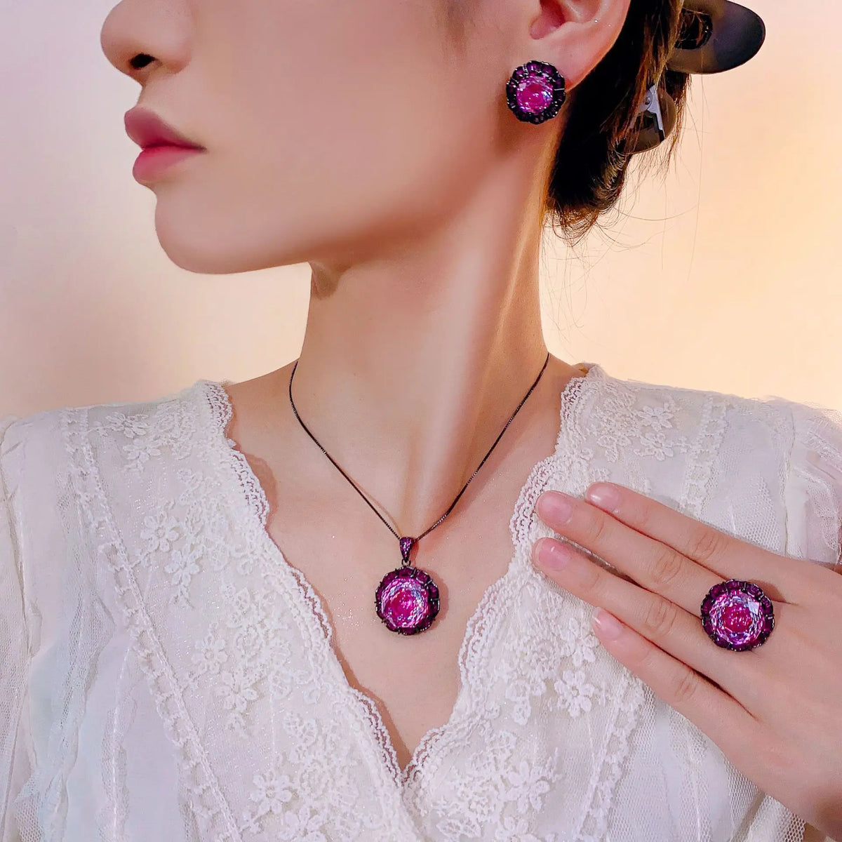 REDheart Copper Inlaid Pearl 18K Gold Plated Trendy Flower Design Ring Pendant Necklace Set Rose Cut Fashion Costume Jewelry for Women's