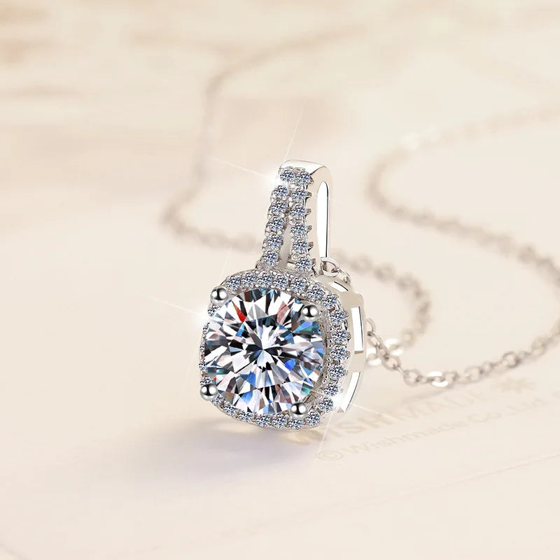 925 Sterling Silver 18K Gold Plated Luxury Pendant with Prong Set Loose Moissanite 1-2 CT Brilliant Cut Women's Wedding Gift