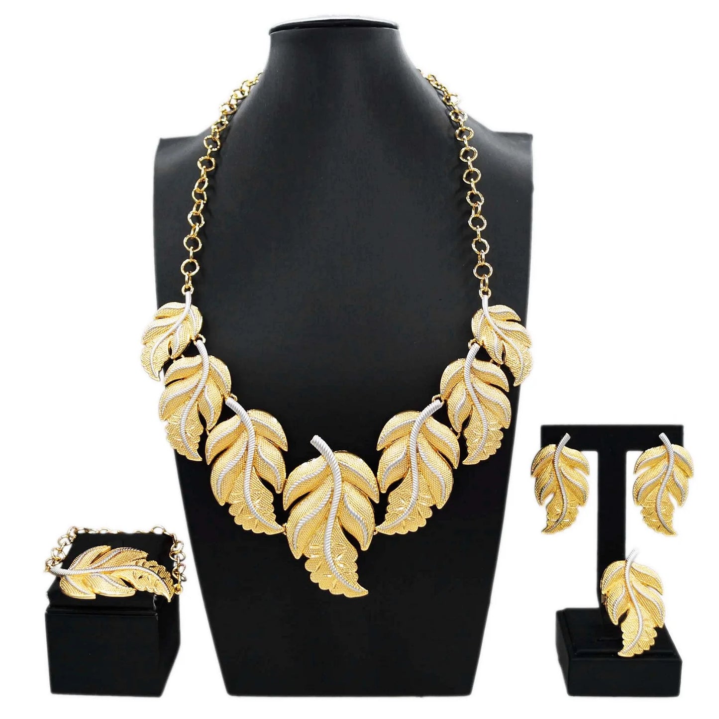 Zhuerrui Beautiful Bridal Good Jewelry Sets Latest Silver Leaf Shape Necklace Jewelry Set Favors Woman Costume Pendant H00747