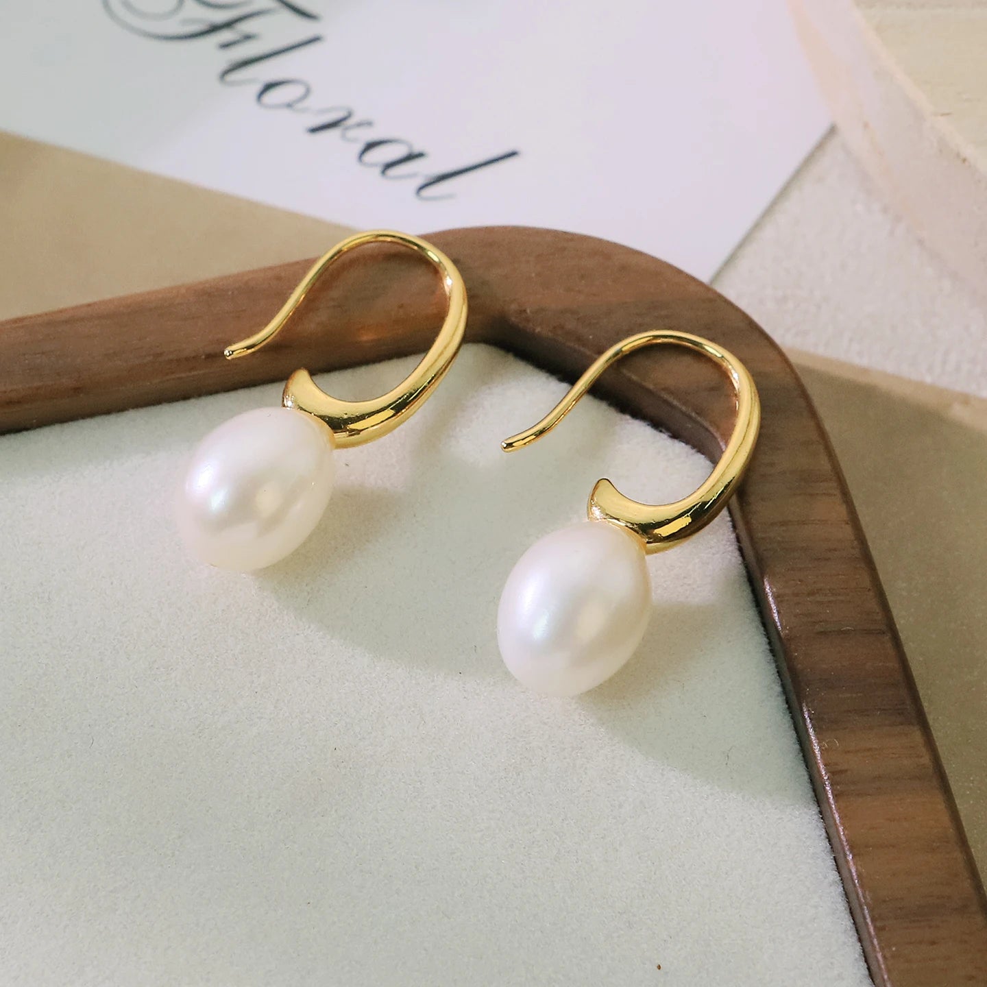 New Jewelry Yiwu Wholesale Gold Plated Natural Pearl Earings Jewelry Women Korean Wholesale Bulk 18K Gold Plated Jewelry