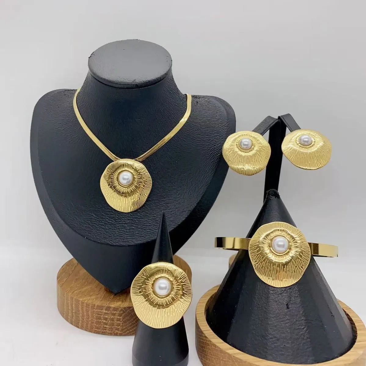 Pearl & Cat's Eye Stone Necklace & Earrings Jewellery Set | Vintage Stainless Steel Fashion Set