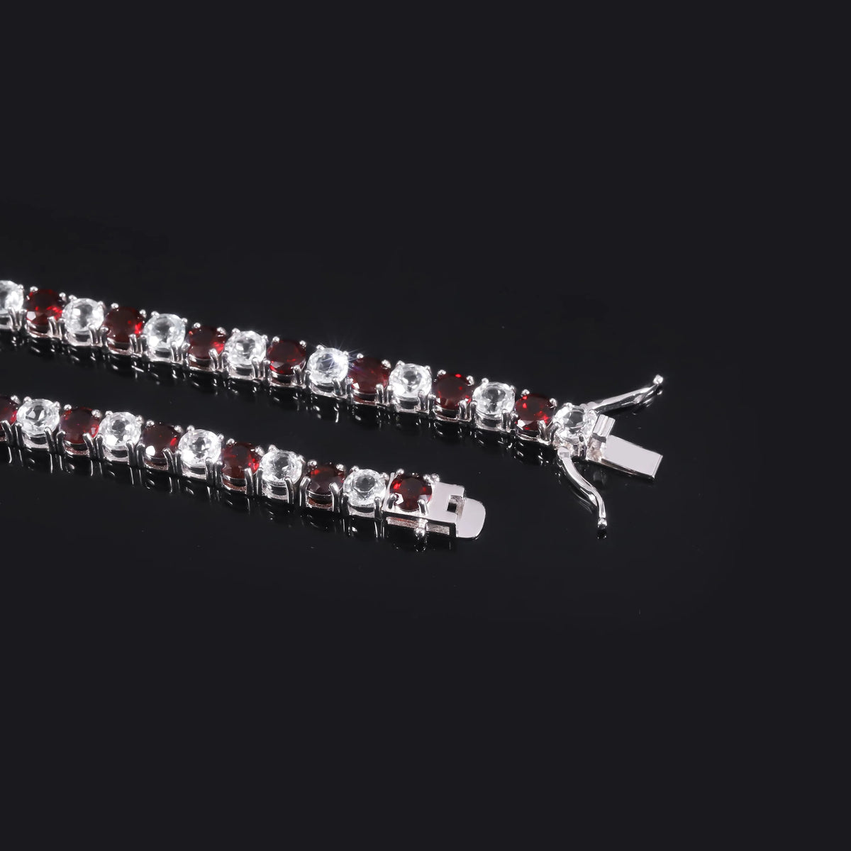 ArtistA Abiding Two Tone Design Alternating Garnet & White Topaz Round 5mm 20IN 925 Silver Natural Gemstone Tennis Chain Necklace Choker