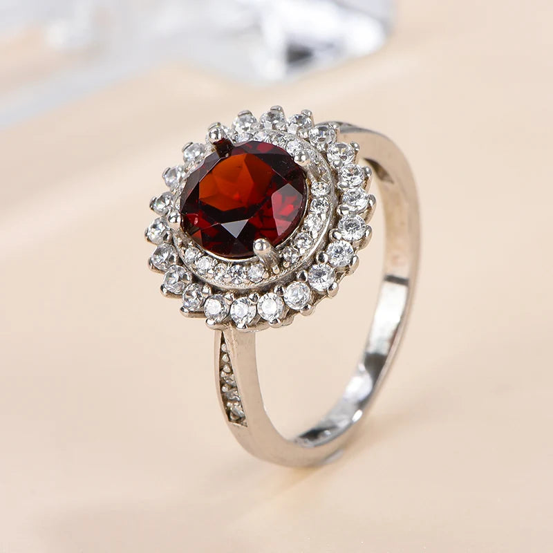 Gioiellieri Natural Garnet Rhodium Plated 925 Sterling Silver Luxury Engagement Ring Round Brilliant Cut Gemstone for Weddings and Parties