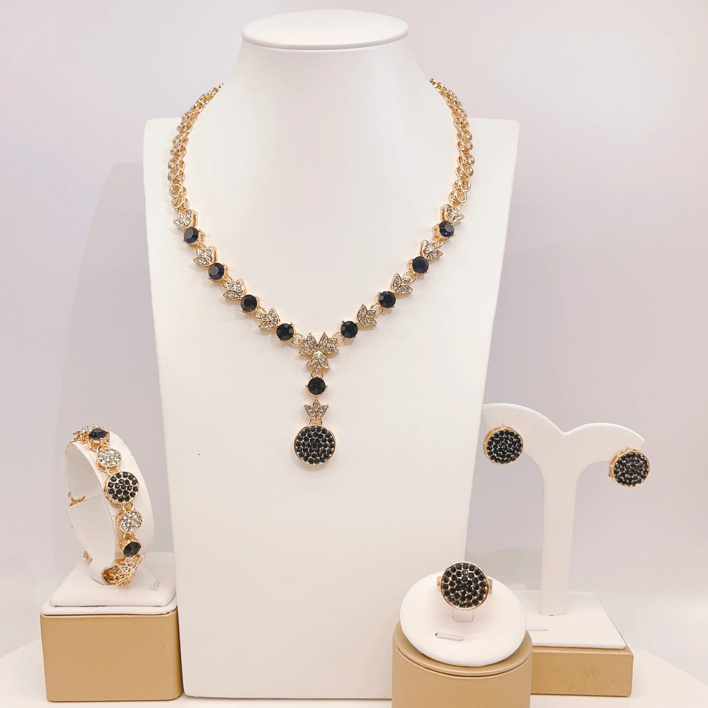 Zhuerrui Beautiful Pantend Gold Jewelry Sets Multi Color Beads Necklace Jewelry Set High Quality Woman Accessories HC23201