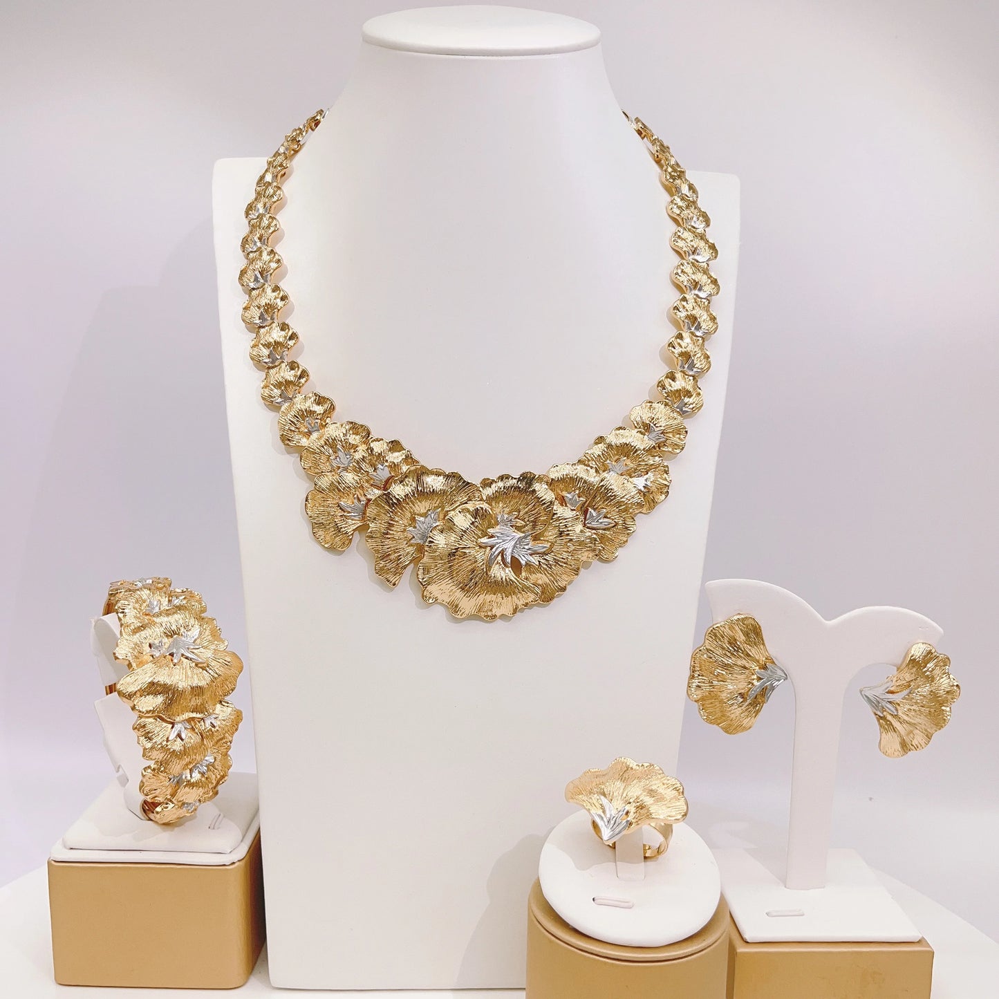 Zhuerrui Italian Gold Flower Jewelry Sets Exquisite Eco-Friendly Alloy Two-color Necklace Set Wedding Party Birthday Gift H00717