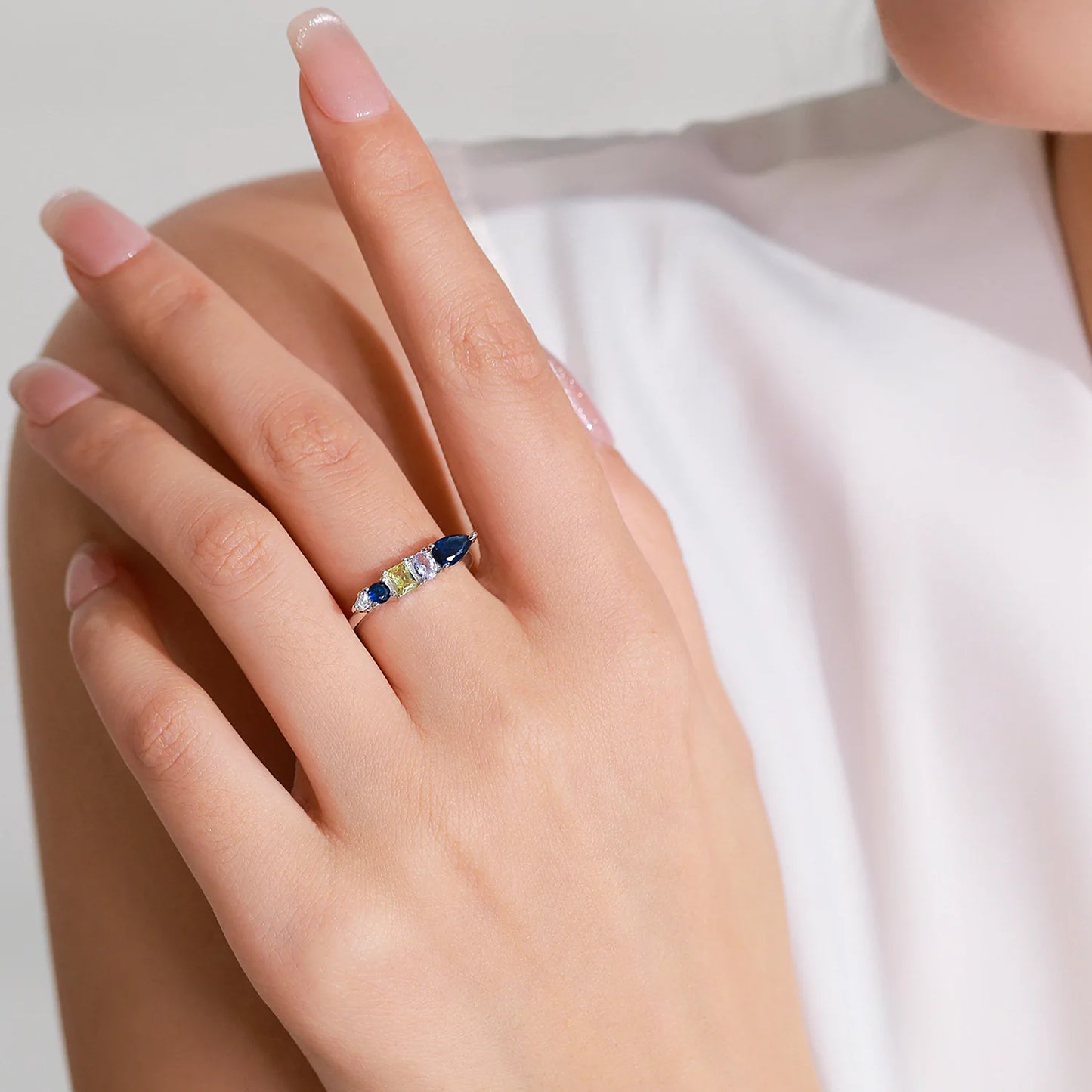 Wholesale 925 Sterling Silver Fashionable Personalized Colored Diamond Geometric Design Necklace Ring Trendy Set Gift Set