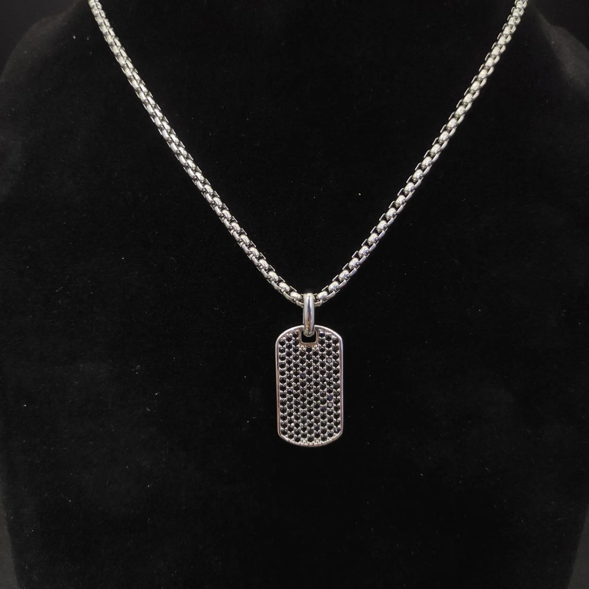 DY High-Quality Silver-Plated Shield Necklace with Diamonds, Gold-Plated Shield Necklace. Jewelry Wholesale.