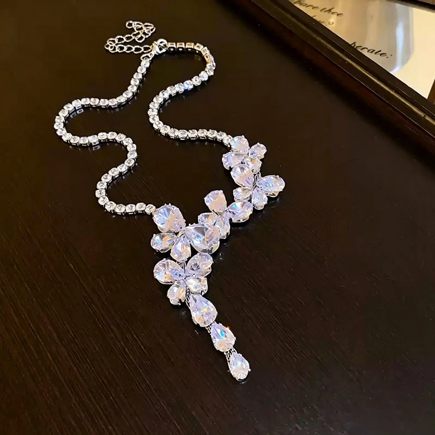 XM S362 Silver Plated Princess Cut Zircon Floral Choker Necklace & Teardrop Pendant Bridal Set