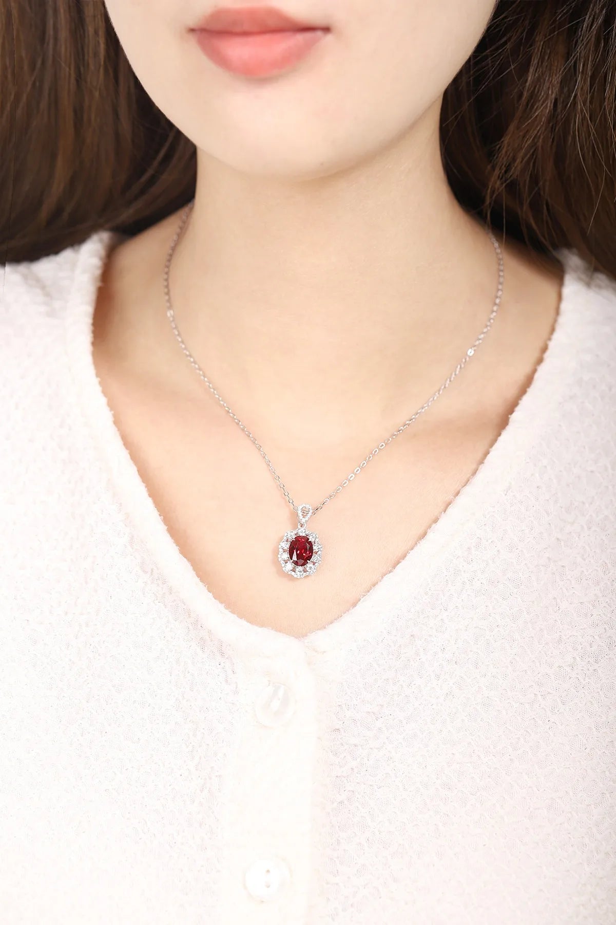 Gemfiori Anster 925 Sterling Silver High-quality Cultivated Ruby Necklace - Suitable for Parties or As a Gift