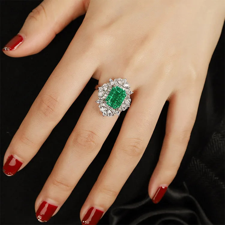 Gemfiori Custom 18K Gold Plated Rings US 4#-12# Jewelry Flower Shape Mian Stone Emerald Gemstone Diamond Gold Finger Ring for Women Gift