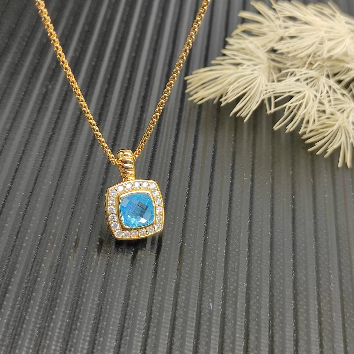 Gemfiori FASHIONISTA DY High-Quality Silver-Plated 7mm Square Diamond Necklace. Gold-Plated 7mm Colored Gemstone Necklace. Jewelry.