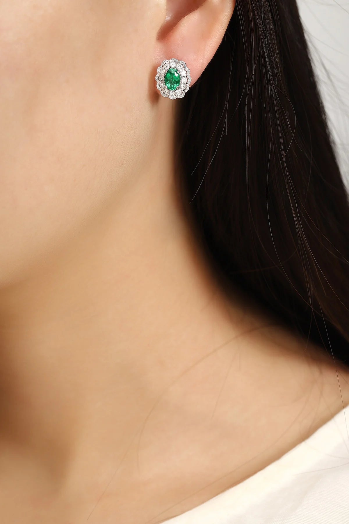 Gemfiori Zhanhao Jewelry Sterling 925 Silver Earring Studs Oval Lab Grown Emerald Rhodium Plated Women Vintage ODM OED Custom Jewelry
