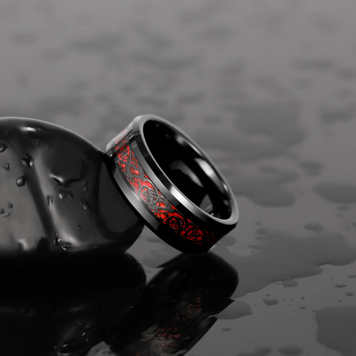 NEWLiFE REBEL Focus Line 8mm Celtic Ring in Tungsten