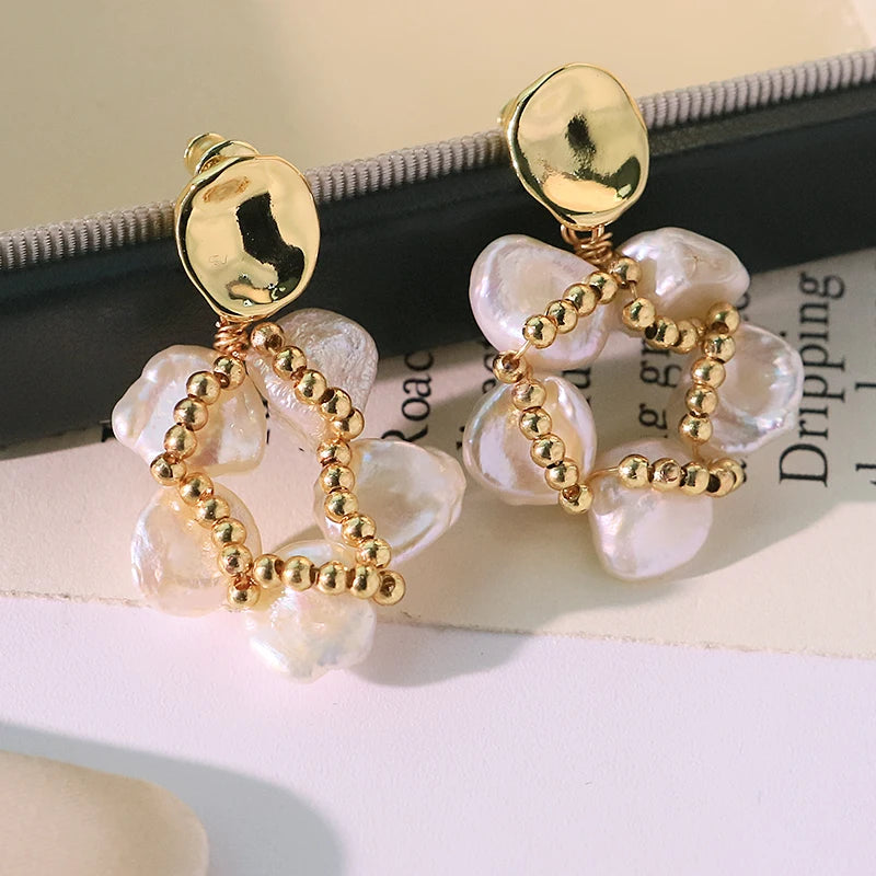 Baroque Natural Pearl Copper Bead Flower Pendant Earrings 18k Gold Plated Luxurious Earrings for Banquet Wedding Wife GE1815