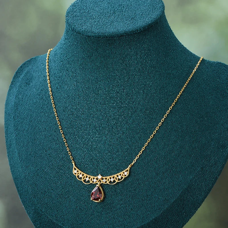 Gioiellieri Natural Garnet Pendant Necklace in 925 Sterling Silver 18K Gold Plated Luxury Jewelry for Anniversary & Party Gift