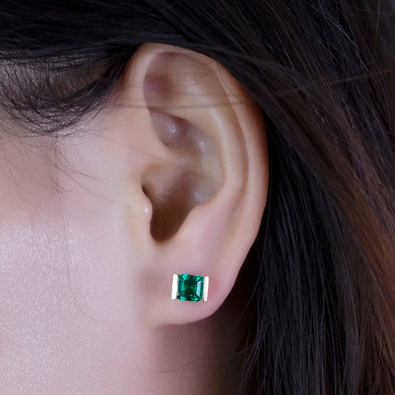 Messi Jewelry MSE-529 925 Silver Lab Grown Emerald  Woman Fashion Stud Earrings