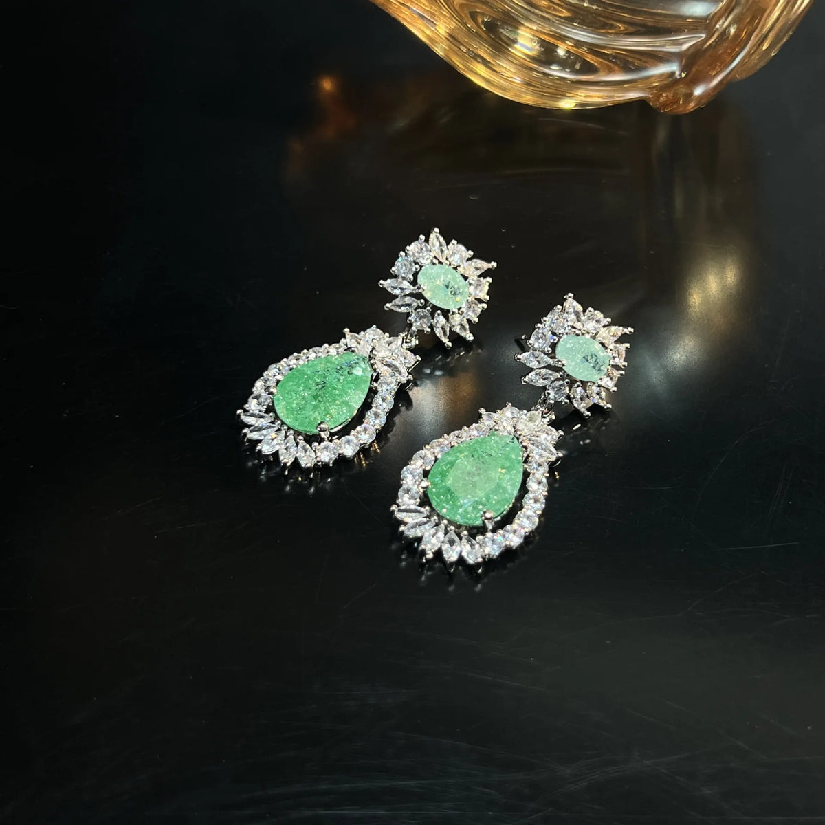 S&S Sapphire Zircon Necklace, Italian Exquisite Craftsmanship, Fashionable and Luxurious Jewelry for Dinner Ceremonies