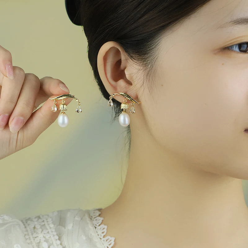 Natural Freshwater Pearl Tassel Lily of the Valley Crystal Earrings Vintage Style Earrings Get Married  Ladies Jererly GE1752