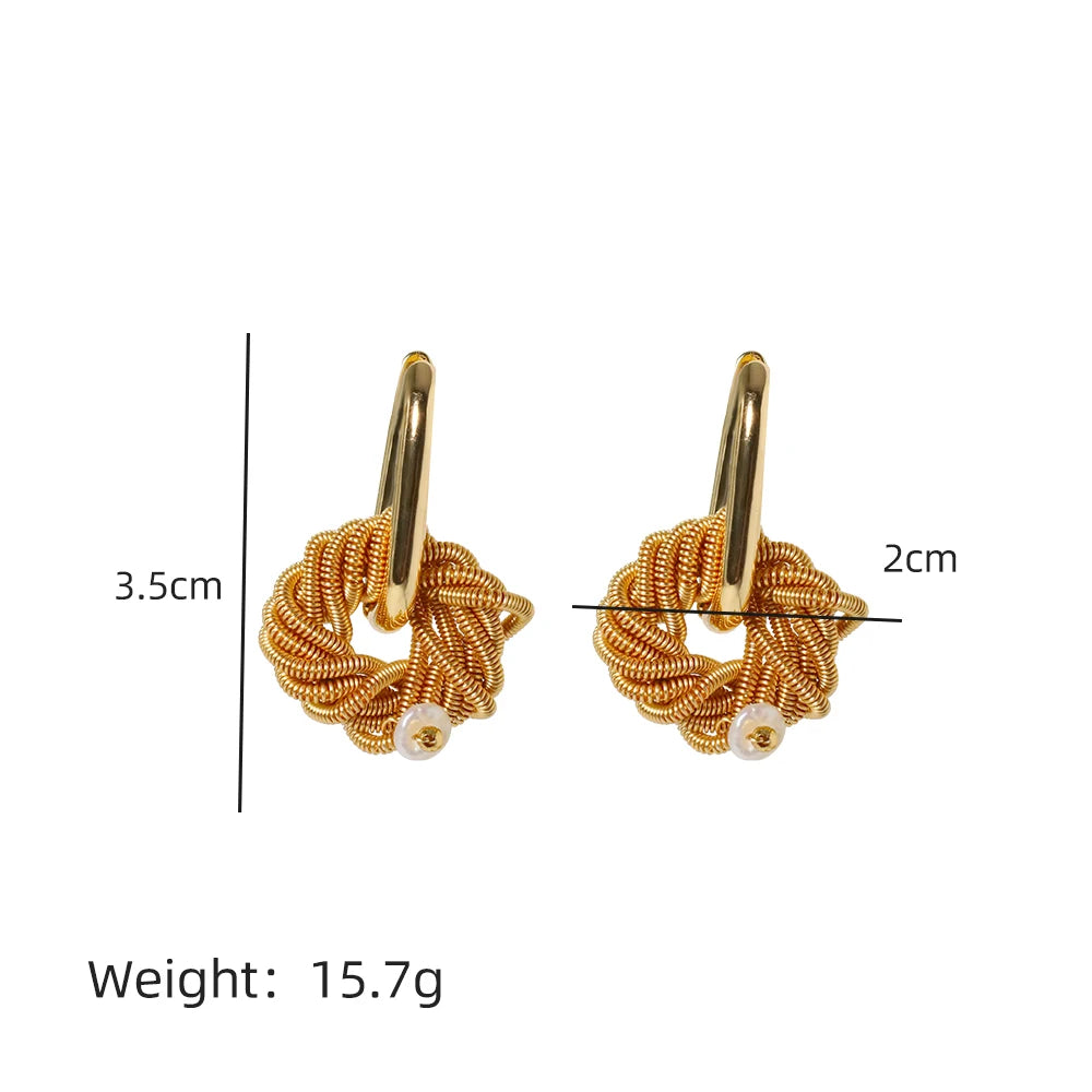 Metal Wire Wound Freshwater Pearls Earrings for Women Korean Classic Vintage Fashion Jewelry Stud Earrings