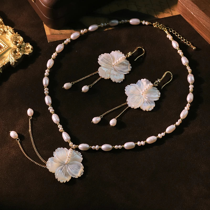 Natural Pearl Flower Shell Chain Necklace Earrings Luxurious Design High-Quality Set for Banquet Wedding Women's Jewelry GS0224