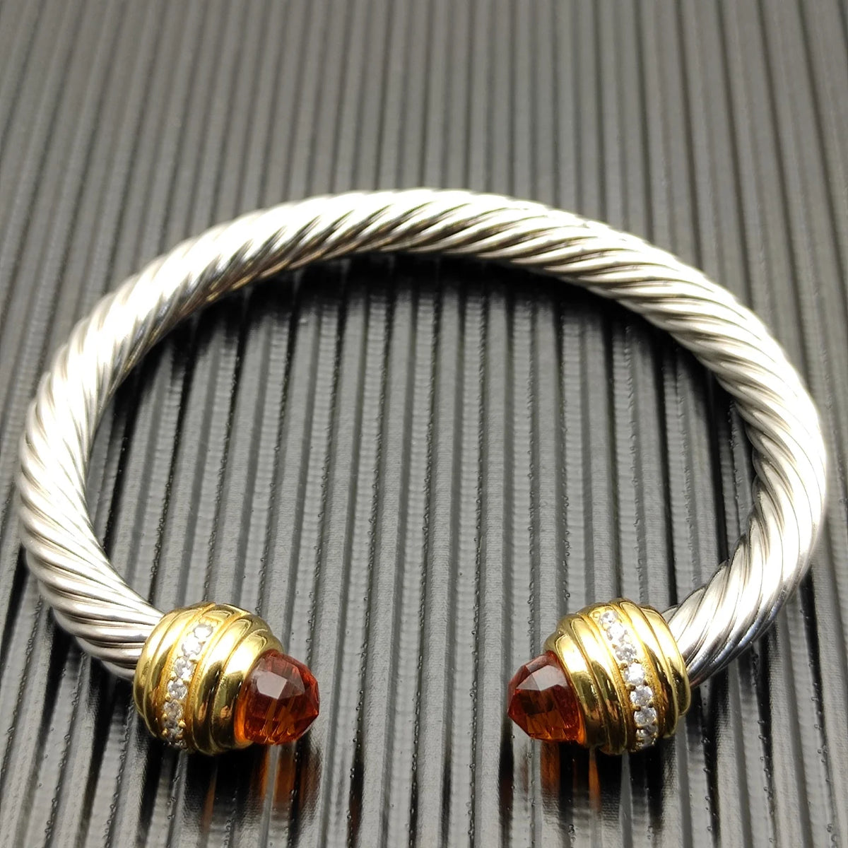 FASHIONISTA DY High-Quality Gold-Plated Diamond-Set Fashion Bangle, Unisex Silver-Plated Diamond-Set Bangle, Jewelry