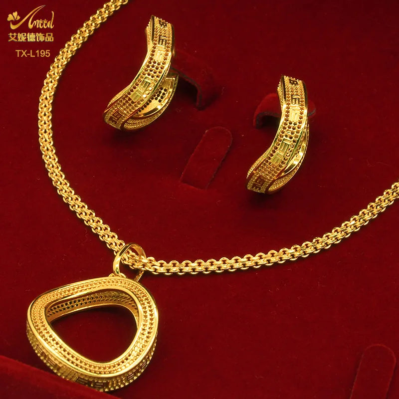 24K Gold Alloy Two-Piece Jewelry Set Indian Dubai Wedding Accessories Sand Gold Twisted Geometric Necklace Earrings for Unisex