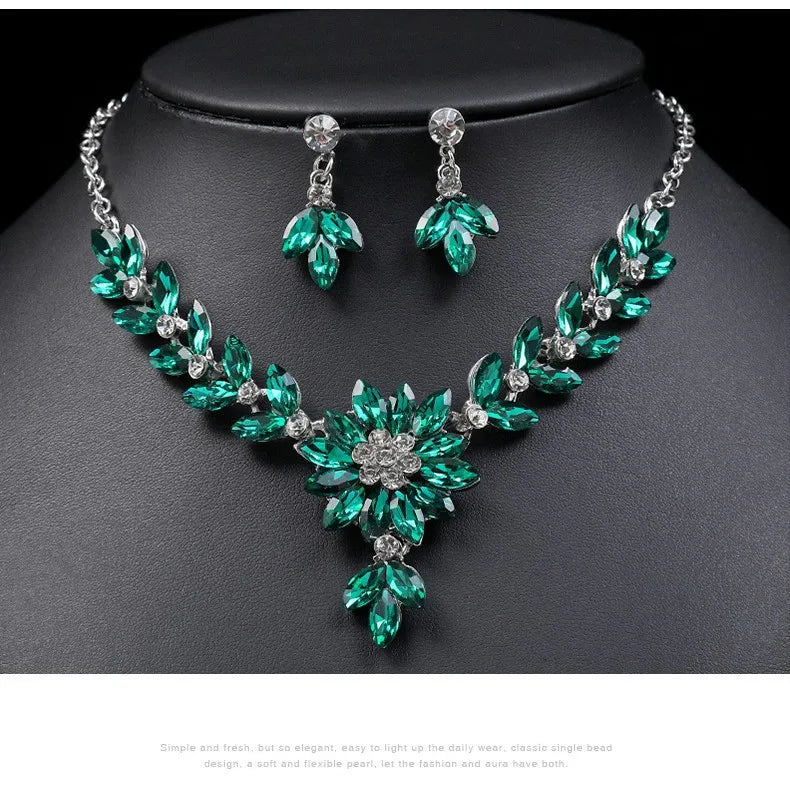 Princess Cut Crystal Flower Necklace & Earrings Jewellery Set | Retro Contrast Fashion Set