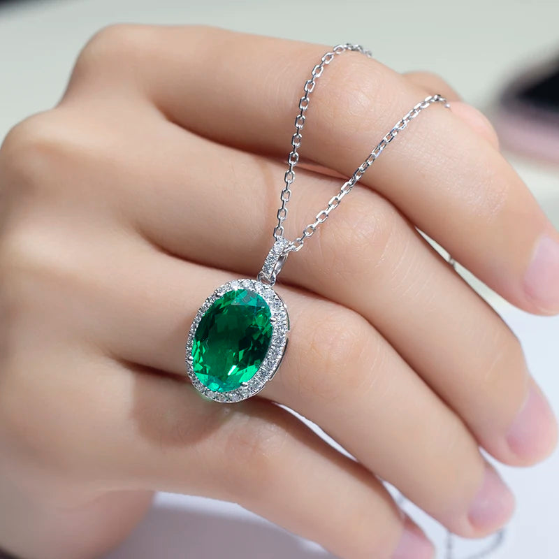 Messi Jewelry  MSN-737 18K White Gold Oval Shape Lab Emerald Moissanite Pendant Necklace