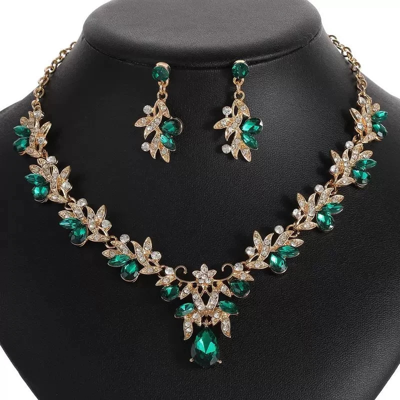 XM S391 Gold Plated Marquise Zircon Rhinestone Floral Necklace & Earrings Bridal Set