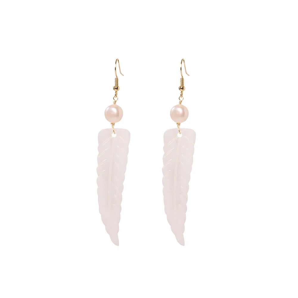 Natural Freshwater Pearl Shell Leaf Earrings Korean Style Women Luxury Jewelry Fashion Ladies and Girls Gift GE1534