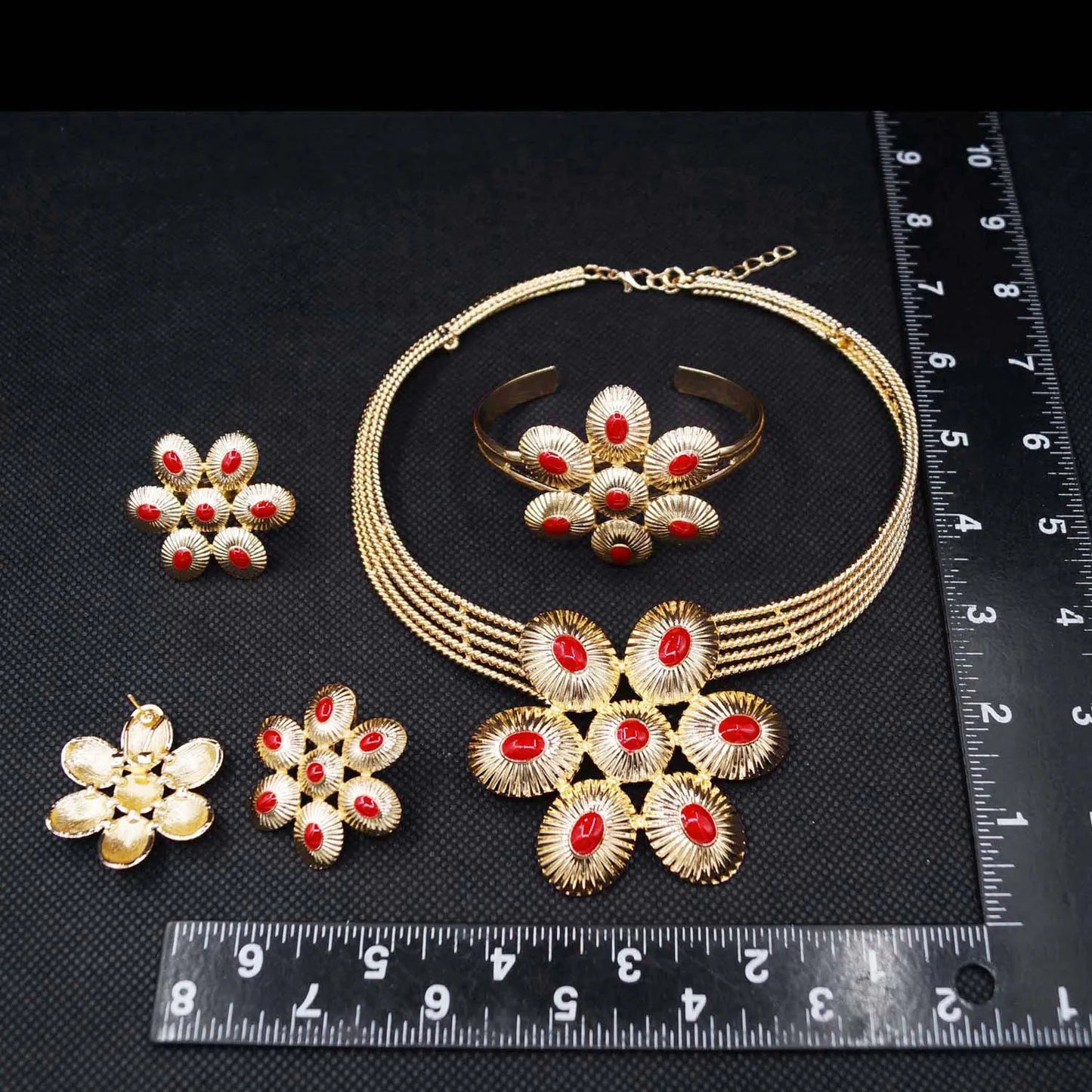 Zhuerrui Electroplated Jewelry Women's Jewelry Set Read Oval Bead NecklaceJewelry Sets Available Bridal Accessories HA20044