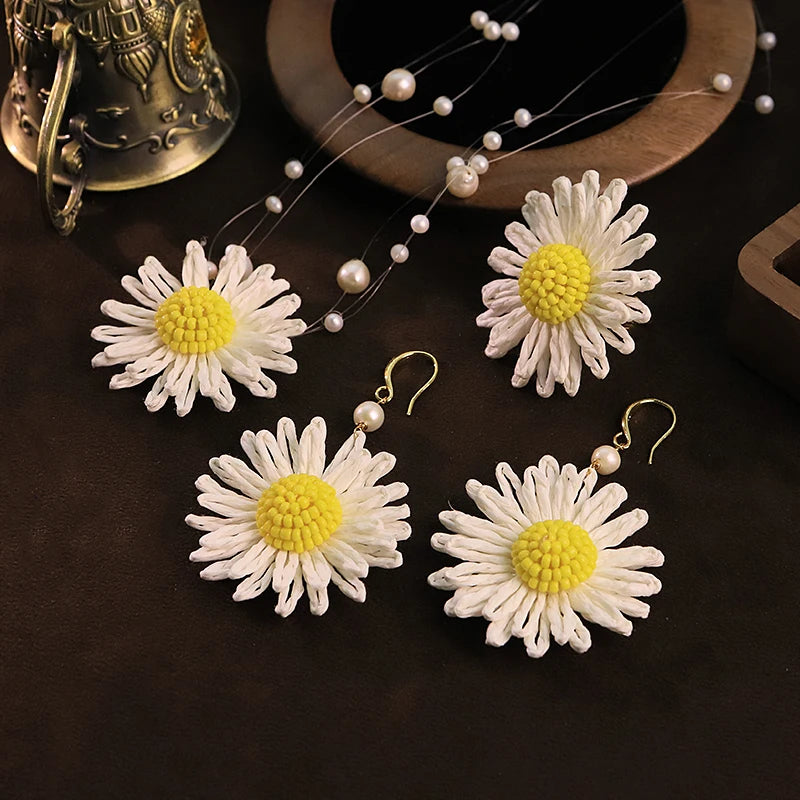 GLSEEVO Handmade Daisy Flower Pearl Jewelry Set for Woman Natural Freshwater Pearl Dangle Earring Necklace Fashion Jewelry