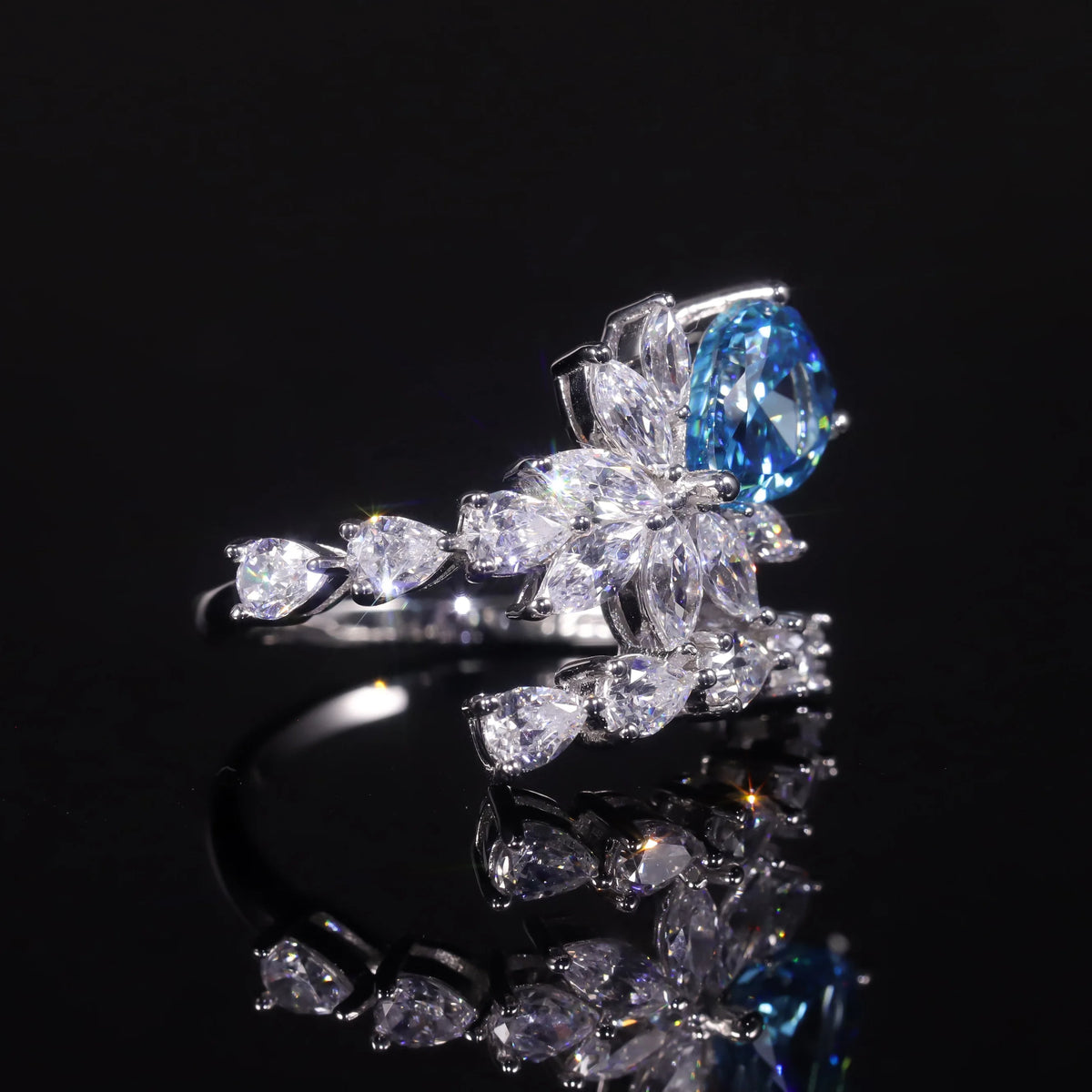 Gemfiori AR442 Abiding Pear Cut 7x9MM Aqua Blue CZ Diamond Beautiful Stone 925 Sterling Silver Cubic Zirconia Wedding 2 Tone Ring