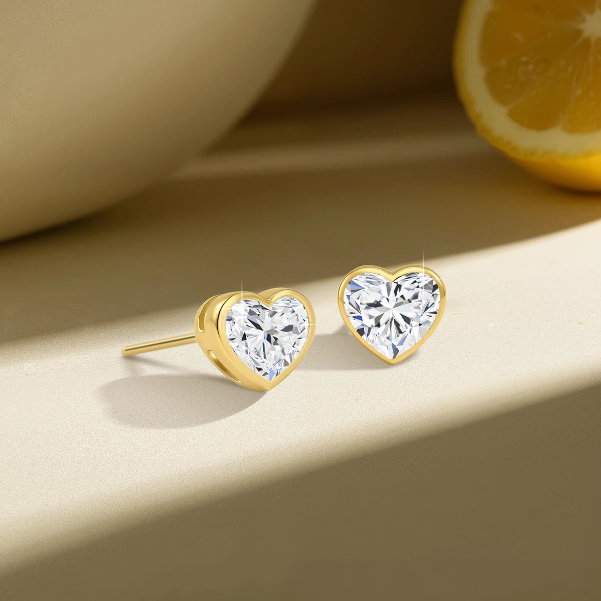 Gioiellieri Mini Gold Stud Heart Shaped Moissanite 1ct Valentine's Day Gift Woman Real 14K Gold Hollow Lightweight Earrings