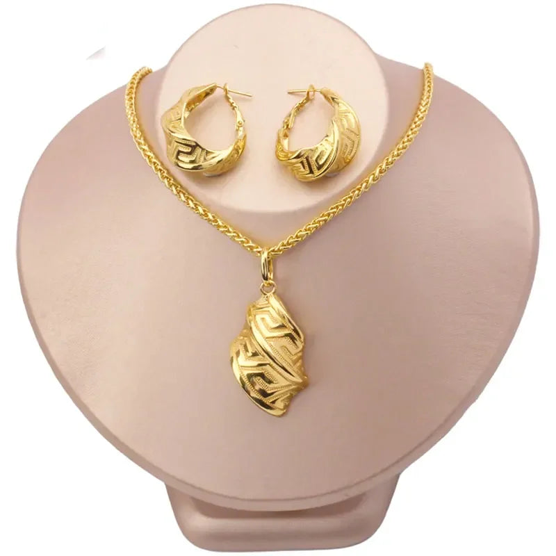 Lakshmi Dubai Women 18K Gold Plated Golden Color Necklace Clips Earrings Ring Bracelet Pendant African Bridal Wedding Party Jewelry Set