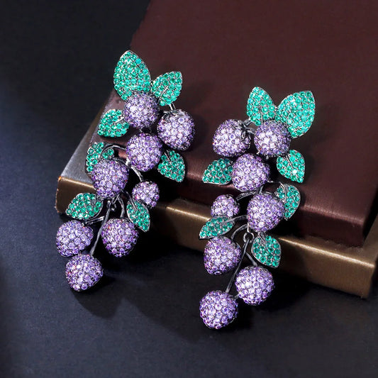 Luxury Full Diamond Heavy Bride Earrings Pave Cubic Zircon Crystal Green Leaf Purple Grape Cluster Dangle Long Earrings Women