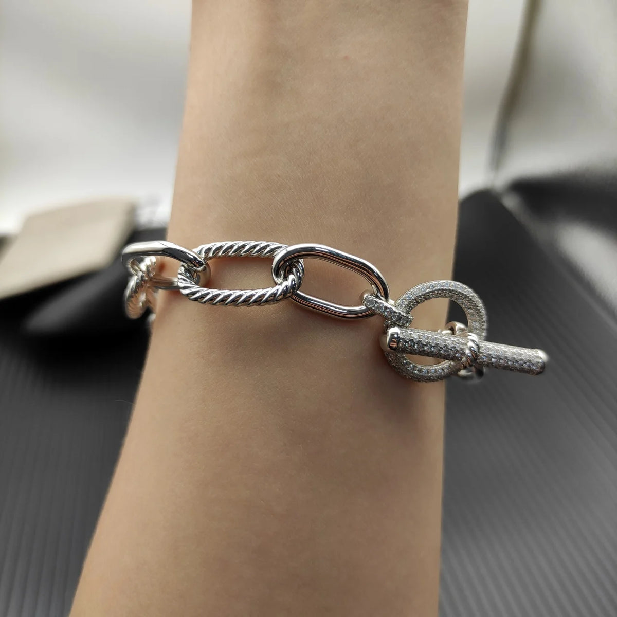 FASHIONISTA DY High-Quality Silver-Plated Diamond-Embedded Bracelets, Gold-Plated Diamond-Embedded Bracelets, Jewelry