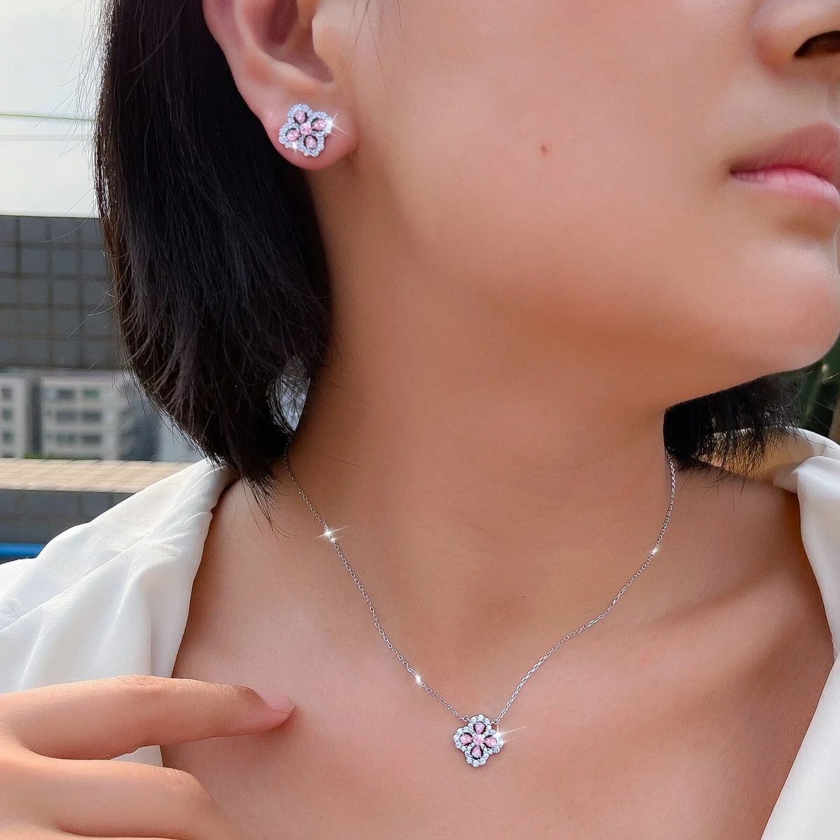 Exquisite S925 Sterling Silver Hypoallergenic Fully Pave Four-Leaf Clover Chain Necklace and Earrings Fine Jewelry Set for Women