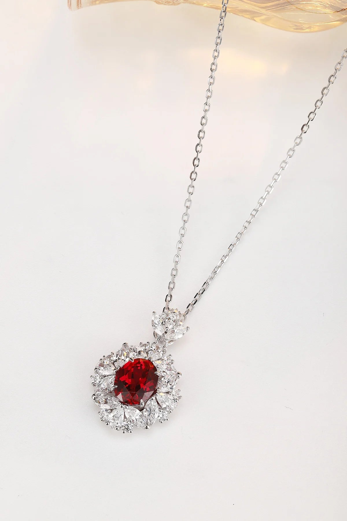 Gemfiori Anster 925 Sterling Silver High-quality Cultivated Ruby Necklace - Suitable for Parties or As a Gift