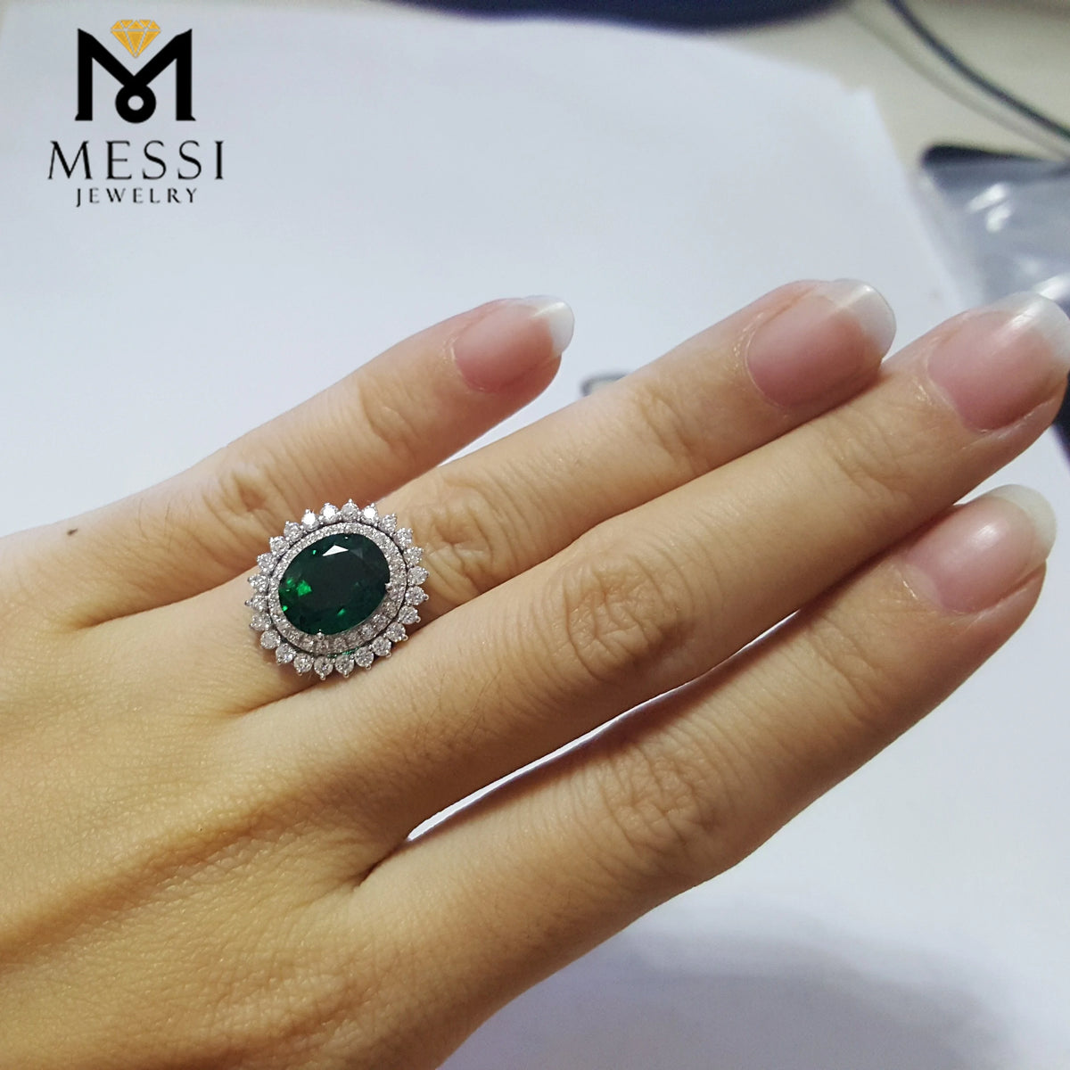 Gemfiori Messi Jewelry Emerald Ring Jewelry Sun Flower Shape Woman Ring With Moissanite in 14k 18k Gold Jewelry