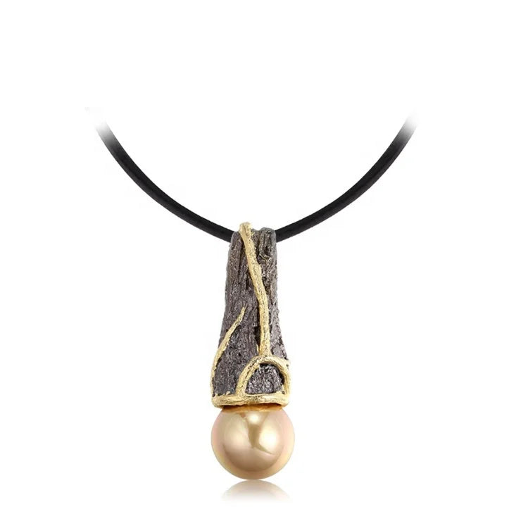 Fashion Italy Handmade 925 Sterling Silver Vintage Charm Pendant with 18K Gold Plated Shell Pearl Unisex Everyday Wear