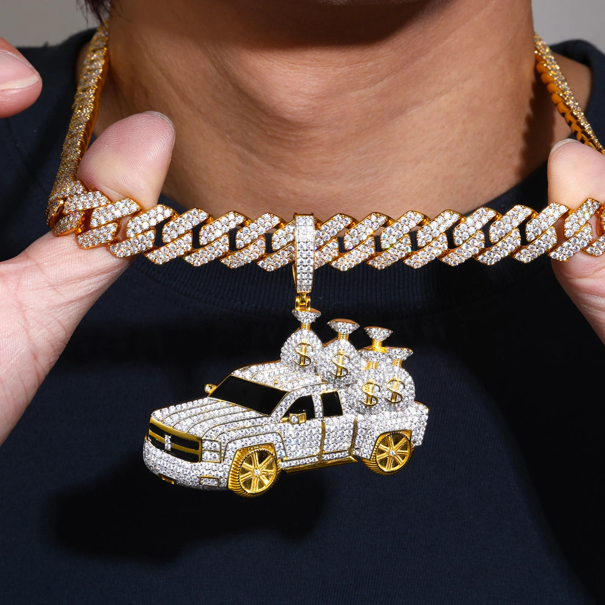 High Quality Hip Hop Jewelry 18K Gold Plated Brass AAAAA CZ Diamond Iced Out Pickup Truck Pendant with Money Bags